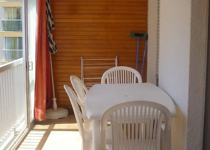 Agreable 3 Pieces Avec Terrasse Et Parking A Canet-port - Fr-1-696-114 * Canet-en-Roussillon