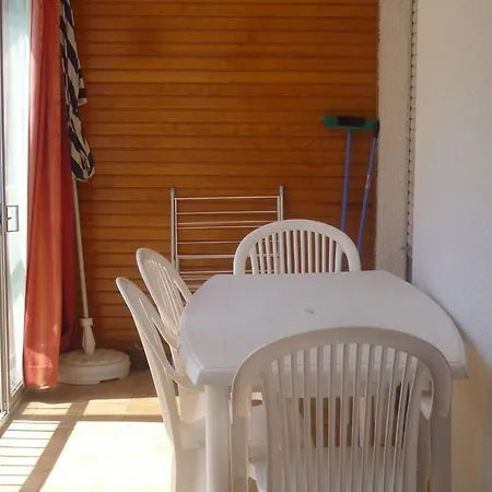 Agreable 3 Pieces Avec Terrasse Et Parking A Canet-port - Fr-1-696-114 * Canet-en-Roussillon