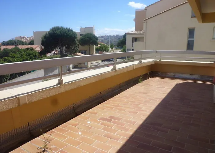 Апартаменты Agreable 3 Pieces Avec Terrasse Et Parking A Canet-port - Fr-1-696-114
